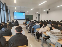 江苏科技大学船海学院邀请港航专业优秀校友共话智能绿色新发展